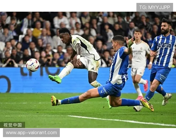 皇马客场1-0复仇本菲卡，维尼修斯世界波制胜